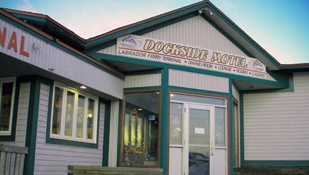 Dockside Motel St. Barbe Exterior foto
